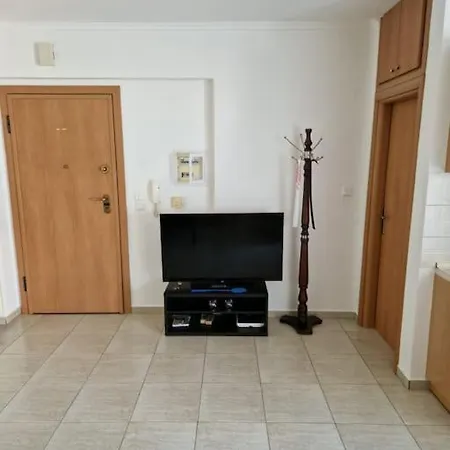 πλήρως εξοπλισμένο διαμέρισμα. Apartment *