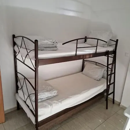 Apartment πλήρως εξοπλισμένο διαμέρισμα. *